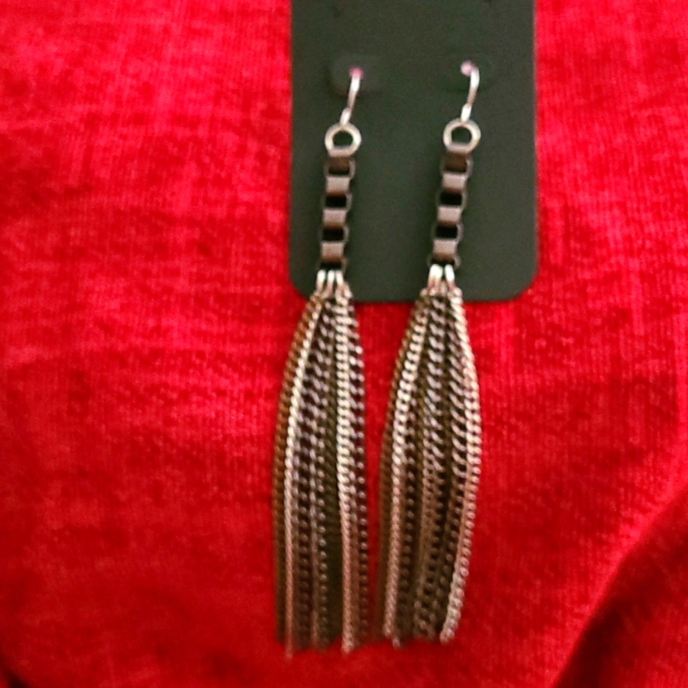 Chain earrings